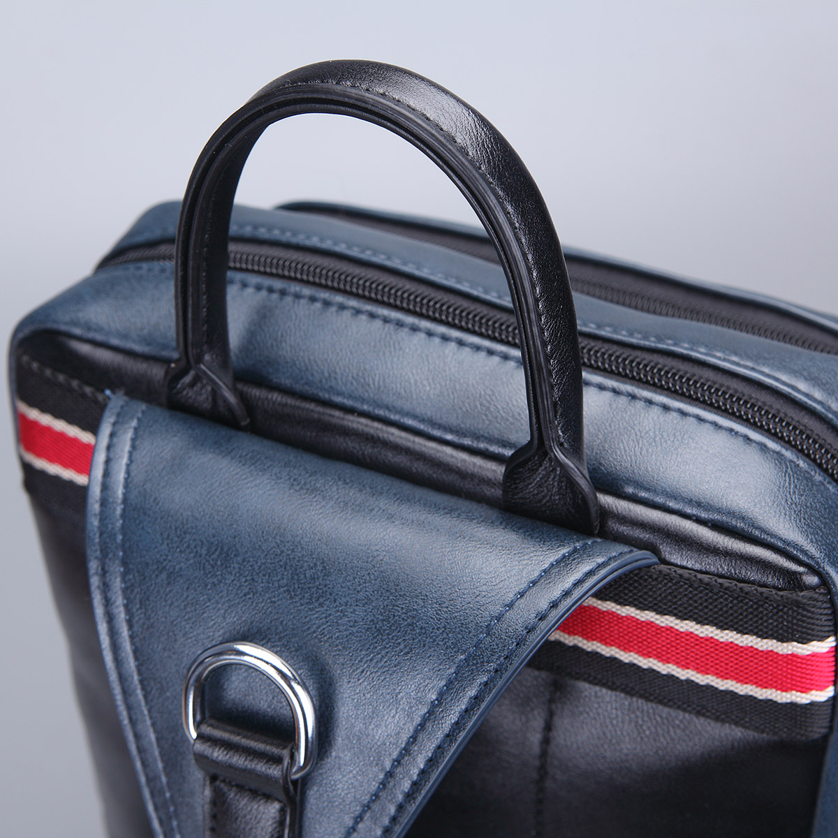 657 leather cross body bag 5.jpg
